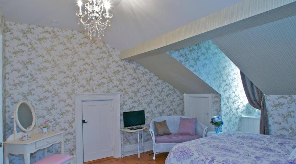 Maplehurst Manor Bed and Breakfast Brockville Habitación foto